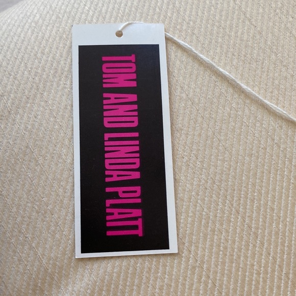 NEW WITH TAGS! BERGDORF GOODMAN TOM AND LINDA PLATT IVORY SILK DRESS - Picture 7 of 7